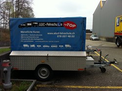 Bild für Kategorie ABCD-Fahrschule Winterthur – Ihre Fahrschule für Auto, Roller, Lastwagen & Bus. Effiziente Theoriekurse vor Ort und moderne Internet-Lernprogramme – ideal für jede Führerscheinkategorie.