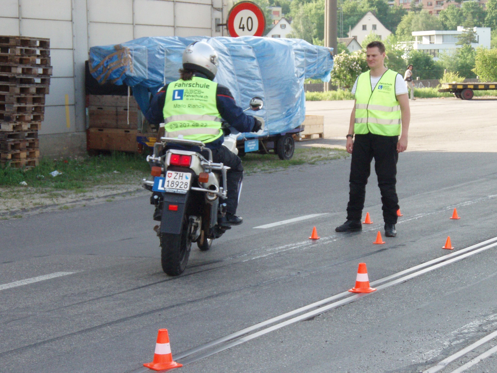 Bild von 2020.07.28 Motorrad und Roller Grundkurse Juli Teil 2a  in Winterthur für alle Motorrad Kategorien , Bild 3