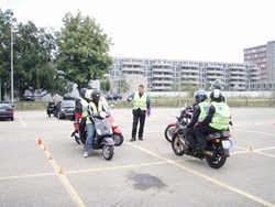 Bild von 2020.07.28 Motorrad & Roller Grundkurse Juli / Teil 2 in Winterthur für alle Motorrad Kategorien 