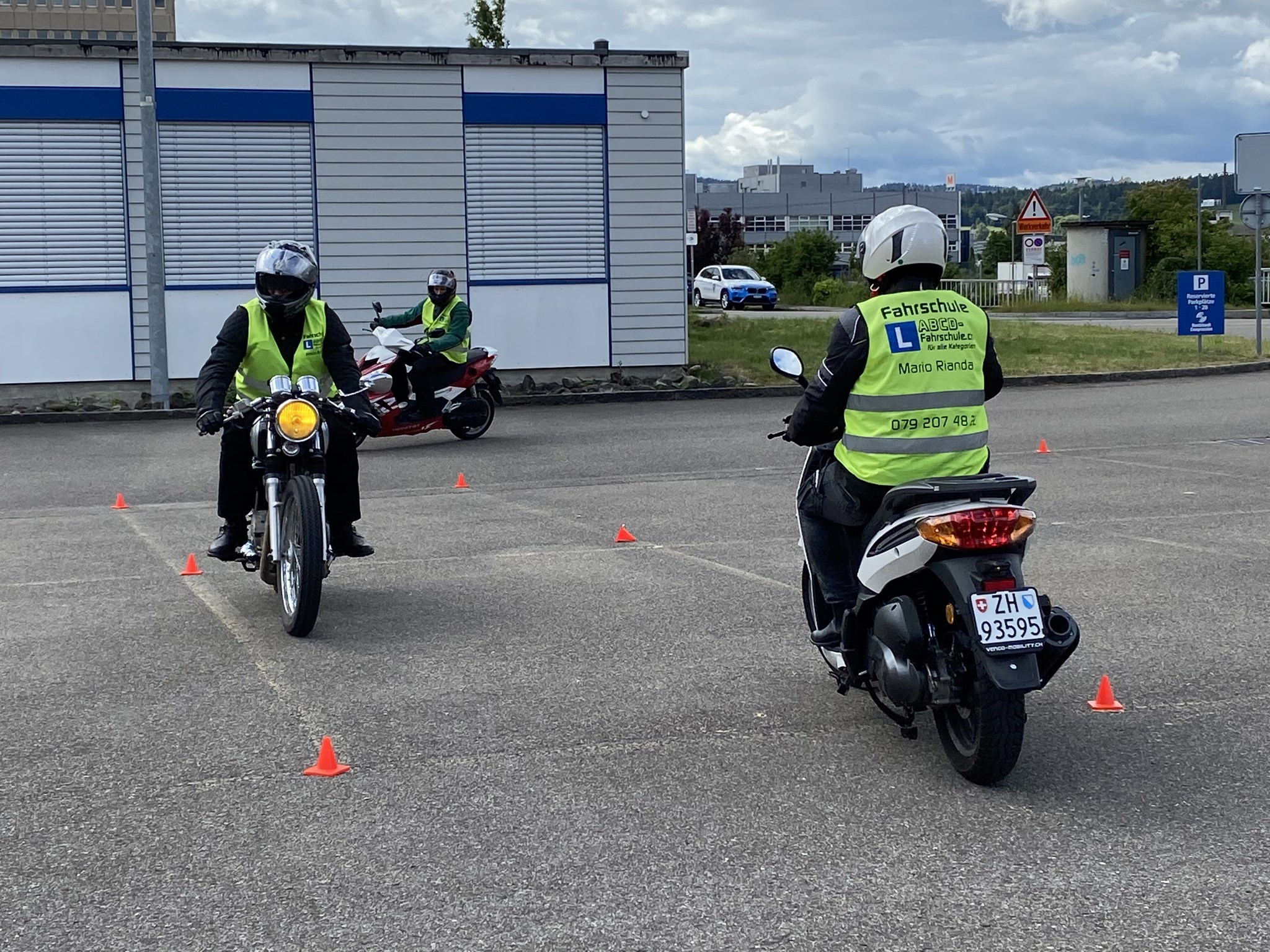 Bild von Informationen und News 2026 Kategorie A /Abeschränkt und A1 Roller Prüfung und Motorrad Prüfung , Bild 3