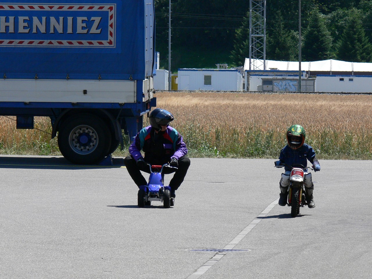 Bild von 2025.01.01 Geburtstagsgutscheine oder Geschenkgutschein für Rollerfahrschule und Motorradfahrschule Winterthur.